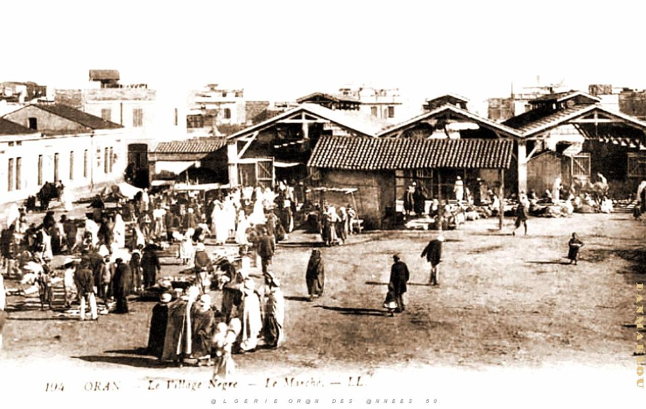 CA a- 023- Village negre.jpg